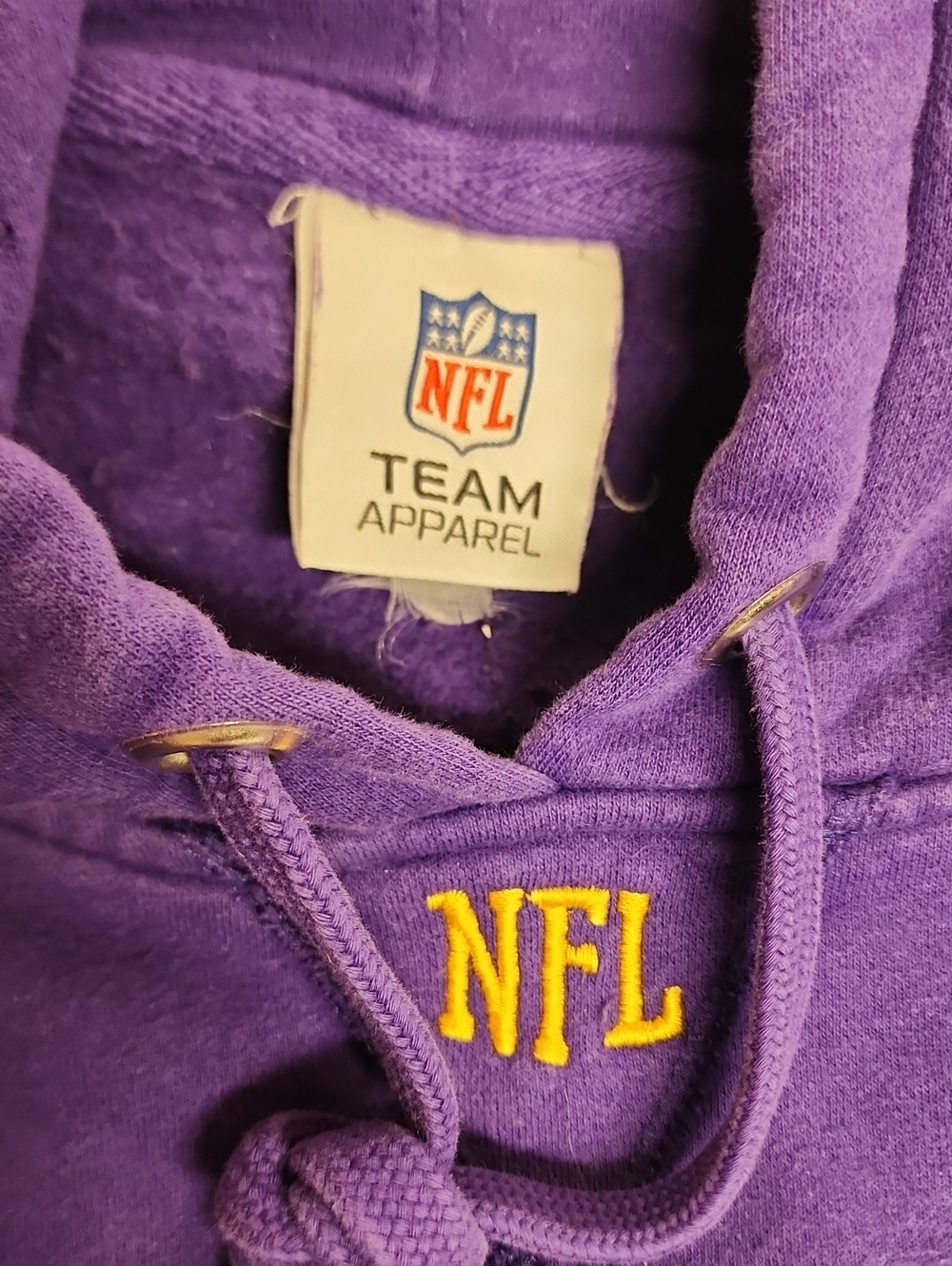 NFL Vintage Team Apparel Purple and Yellow Vikings Crewneck Hoodie - Picture 6 of 8